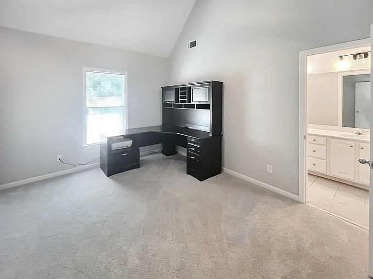 4918 Shallow Creek Trl NE — Photo 24