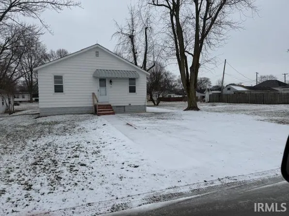 529 E Uncle Tom St, Greentown, IN 46936