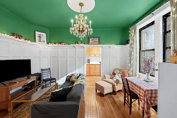 Rented by Nest Seekers International | media 1