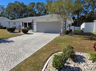 1707 New Bedford Dr, Sun City Center, FL 33573