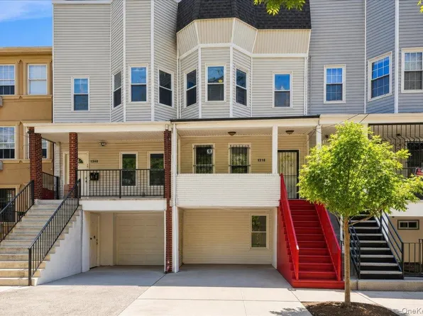 1346 College Avenue, Bronx, NY 10456
