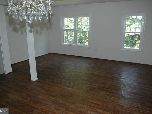 5th image of 1016 Copperstone Ct