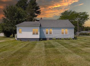 201 W 3rd St, Gladwin, MI 48624