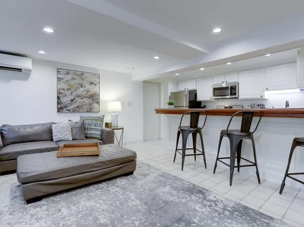 400 Seward Sq SE, Washington, DC