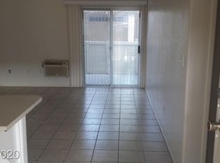 5434 Swenson St APT 15, Las Vegas, NV 89119