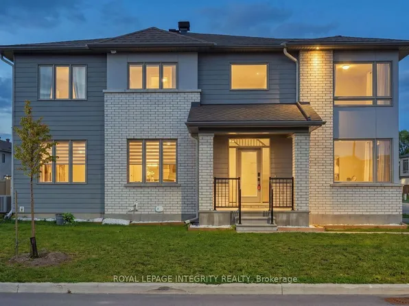 660 Fenwick Way, Ottawa, ON K2J 7E6