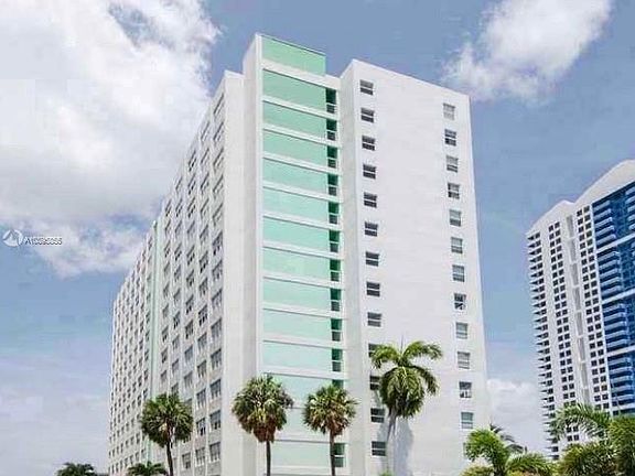 3rd image of 1250 West Ave APT 3P