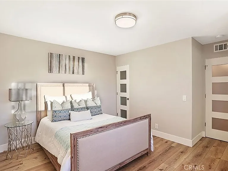 726 Calle Camisa — Photo 16
