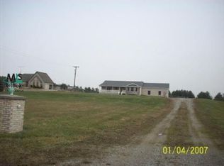 4111 S Sandusky Rd, Peck, MI 48466