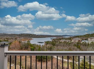 11 Treehouse Ln APT 7, Branson, MO 65616