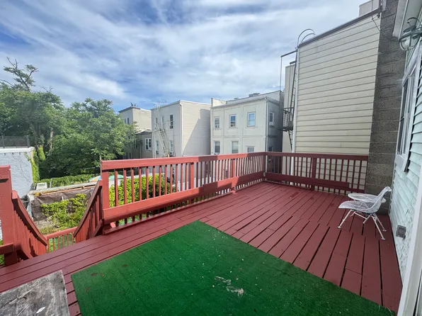 1006 West St #2, Union City, NJ 07087