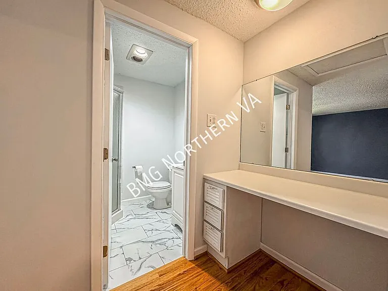 8627 Spring Creek Ct — Photo 14