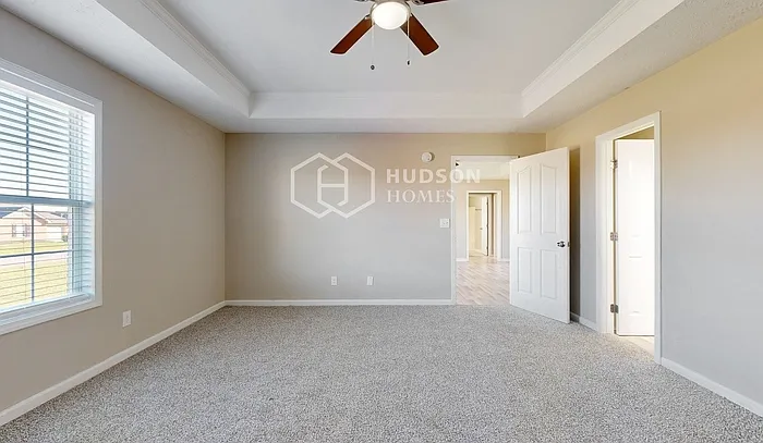 8014 Valencia Dr — Photo 13