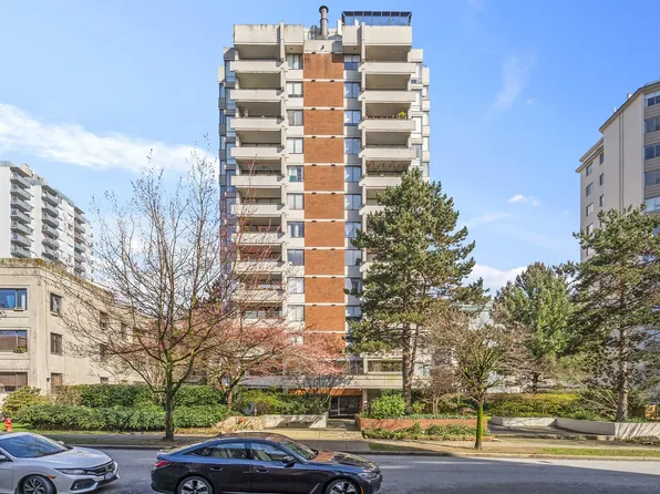 1127 Barclay St #904, Vancouver, BC V6E 4C6