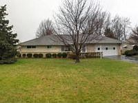 1st image of 890 Cranbrook Dr