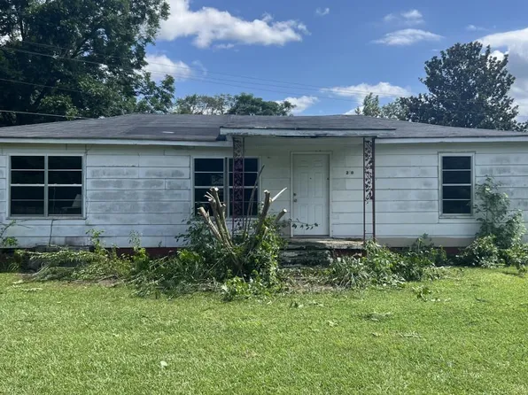 705 Dawson Dr, Maplesville, AL 36750