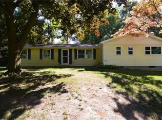 11157 Hillside Dr, Pavilion, NY 14525