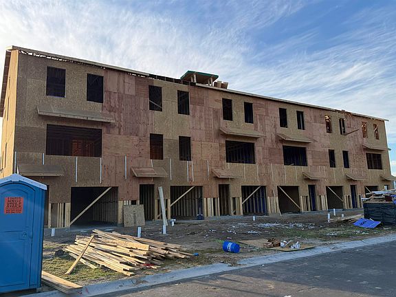 3rd image of 860 Ocean Mount Ct. #13