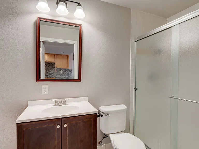 300 N Oak Harbor St #C102 — Photo 17