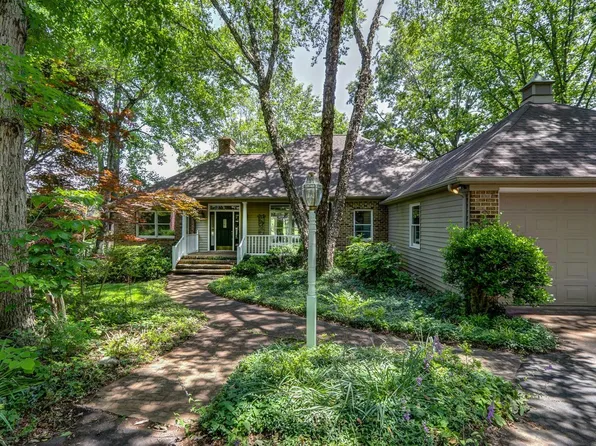 106 Cygnet Cir, Forest, VA 24551