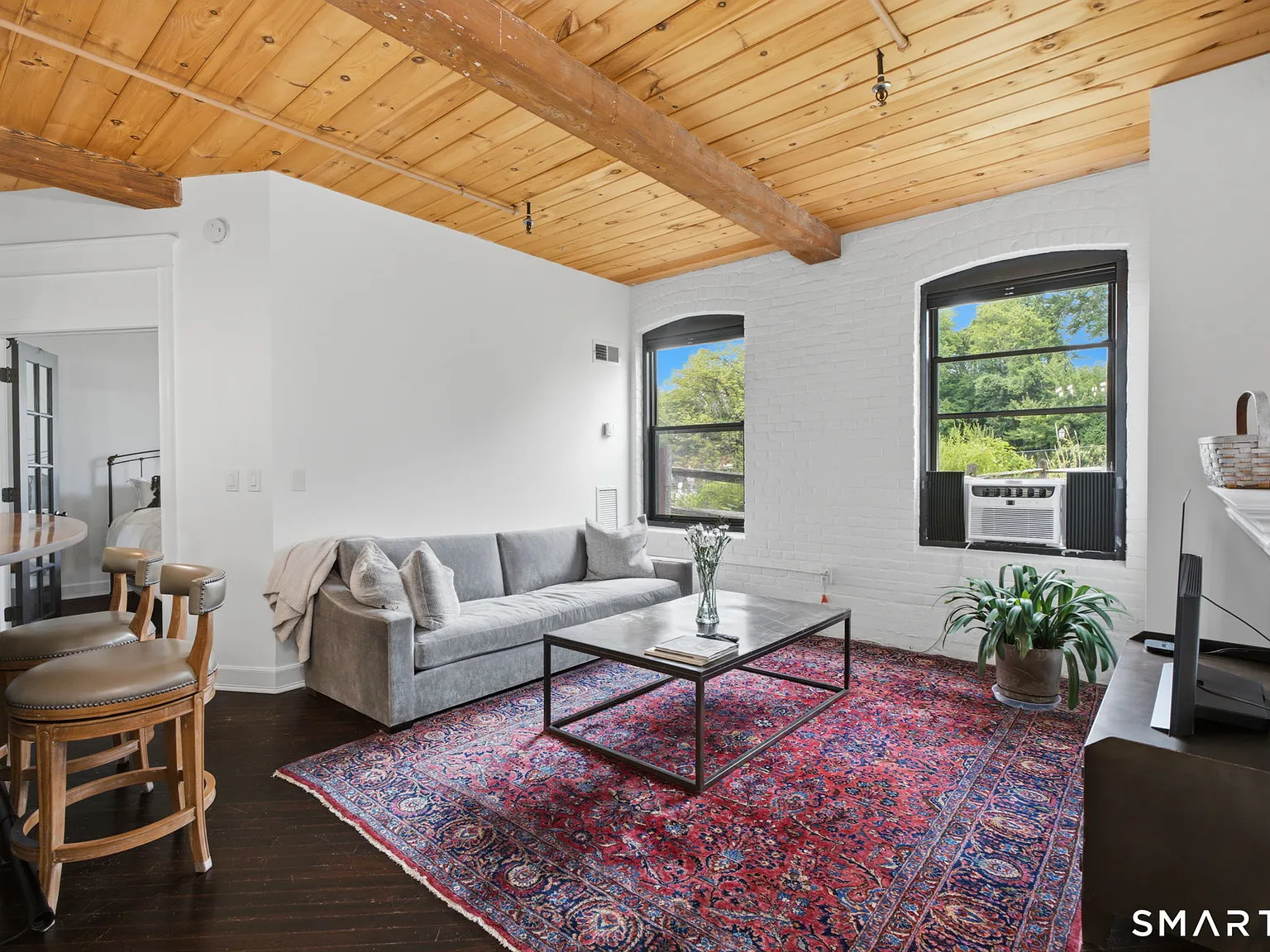 1 bed, 1.0 bath, 582 sqft, $2,195 — Photo 2