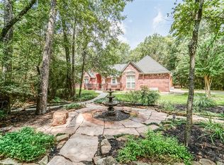 10857 Lake Forest Dr, Conroe, TX 77384