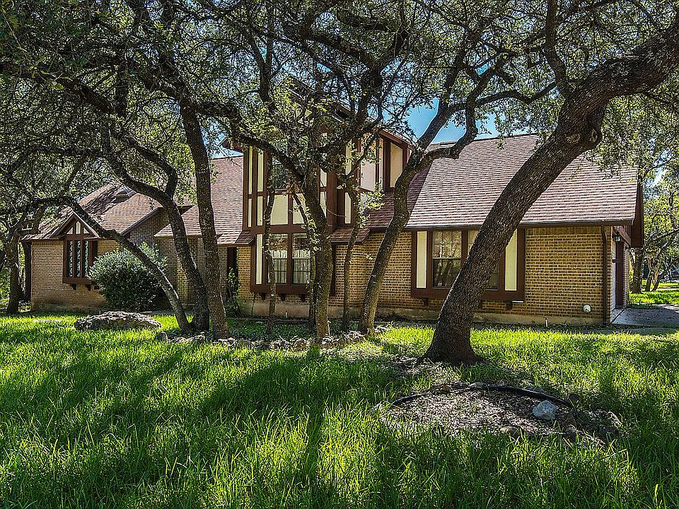 9309 Topridge Drive