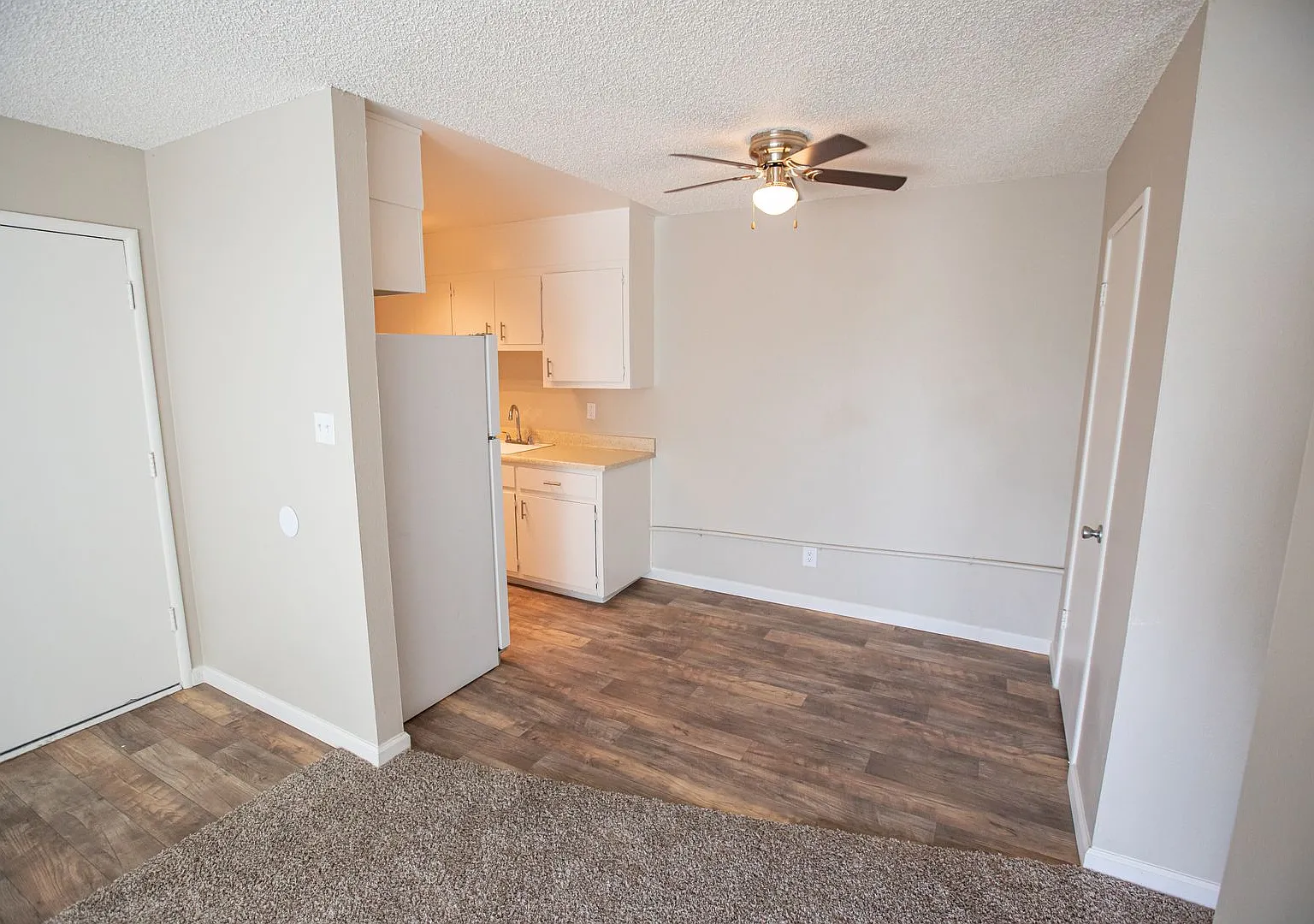 Ventura Gardens Apartments — Photo 3