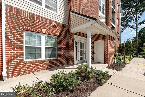1624 Hardwick Ct #402 Photo 1