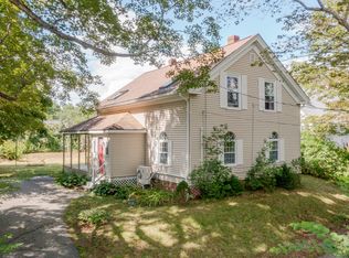 318 N Gorham Rd, Gorham, ME 04038