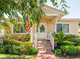 17436 Collins St, Encino, CA 91316