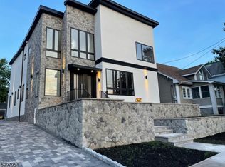 185 Santiago Ave, Rutherford, NJ 07070