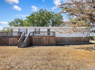 716 Lakeshore Drive South, Bandera, TX 78003