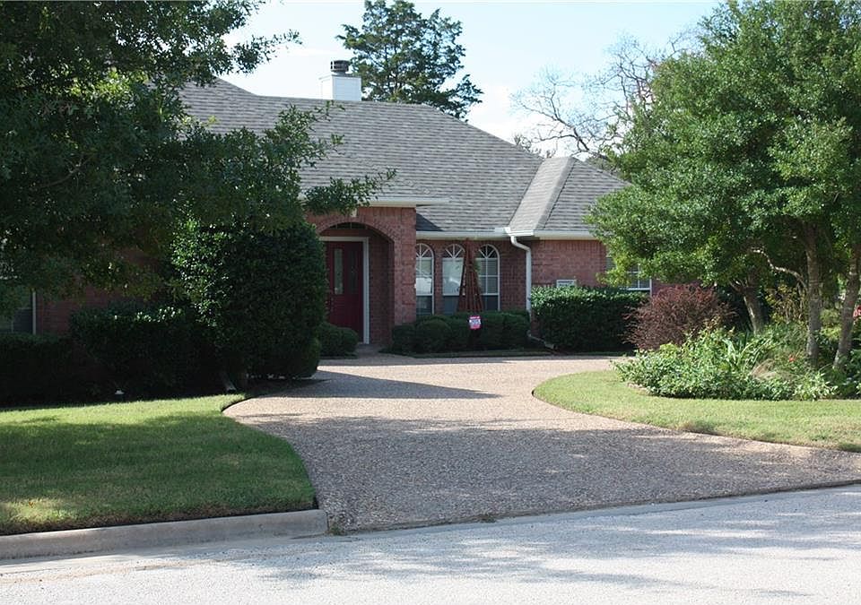 1st image of 2124 Turtle Creek Dr