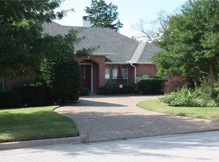 2124 Turtle Creek Dr, Denison, TX 75020