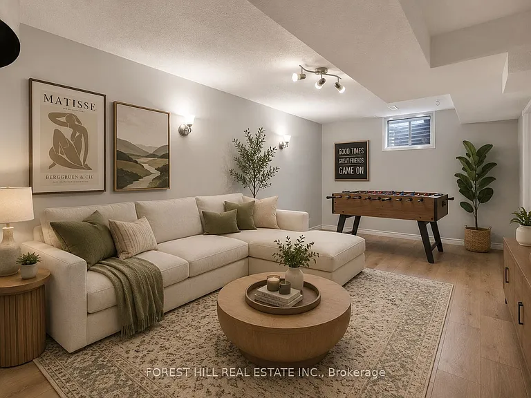 57 Michael Cres — Photo 17