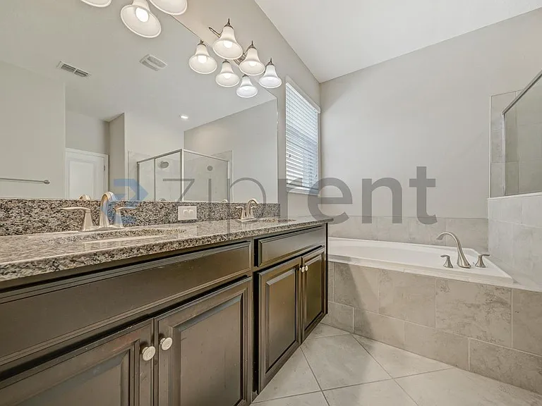 11729 Winterset Cove Dr — Photo 20