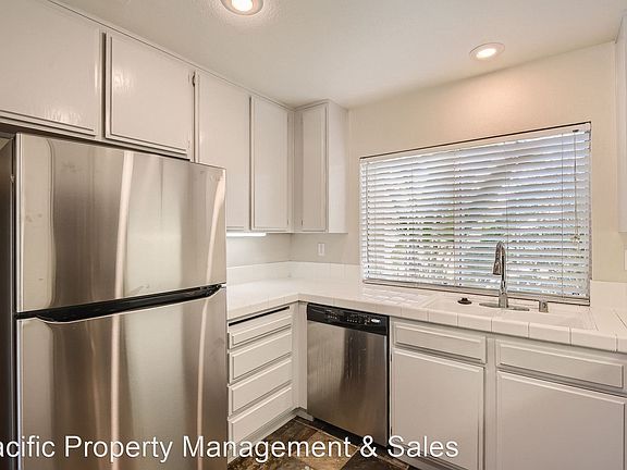 3rd image of 31507 Sonoma Ln