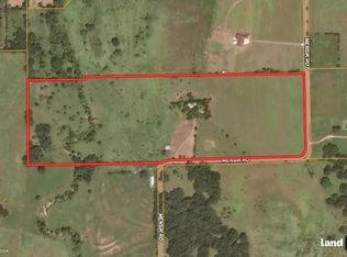 5208 Mensik Rd, Schulenburg, TX 78956