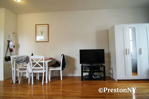 Rented by JM Preston Properties LLC | media 22