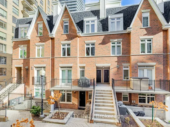 108 Redpath Ave W #26, Toronto, ON M4S 2J7