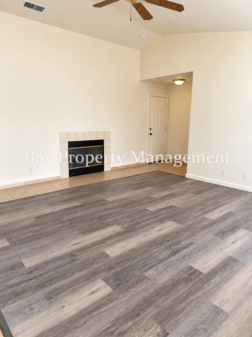 HIGH1001 — Photo 3