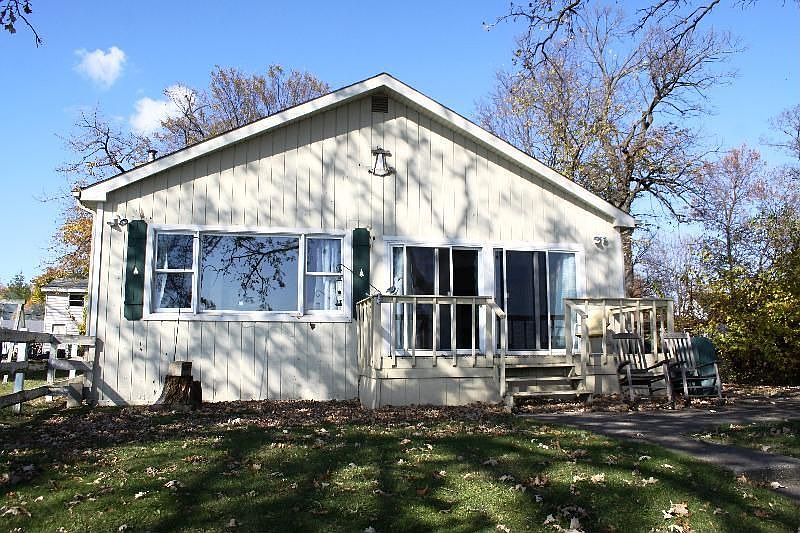 1st image of 41685 N Riverview Ave