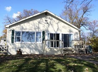 41685 N Riverview Ave, Antioch, IL 60002