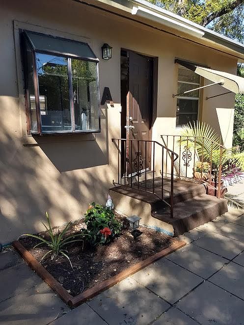 1st image of 555 SW 14th Ave #A