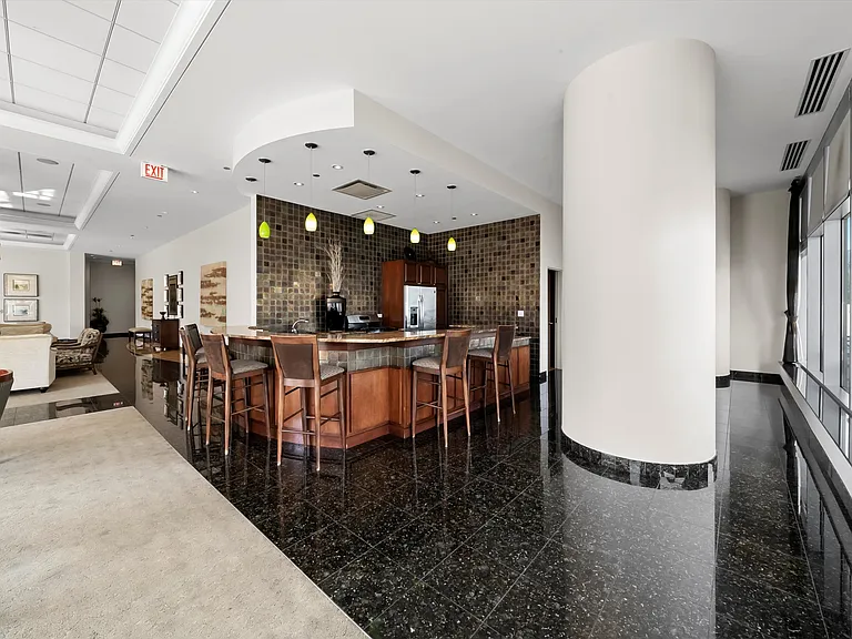 160 E Illinois St #2101 — Photo 18