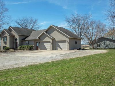 2346 Midway Ave, Denver, IA, 50622