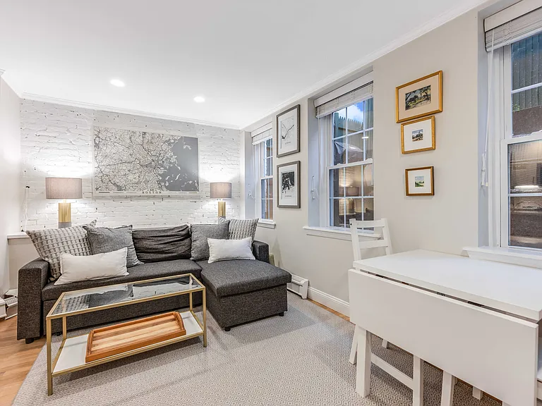 45 1/2 Garden St #45H — Photo 8