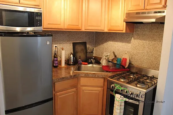 Rented by Bapple | media 7