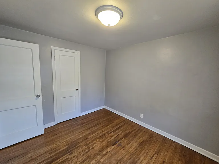 227 Madison St — Photo 14